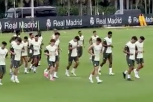 bwin-TA：姆巴佩今日开始已参加球队合练，恩德里克未能参与其中