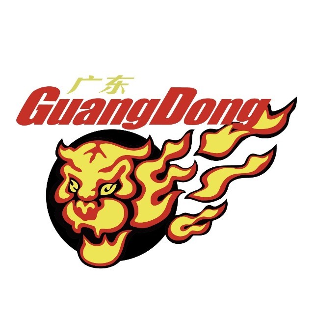 👀广东男篮正式集结恢复训练，球员们陆续返回驻地进行首堂训练课